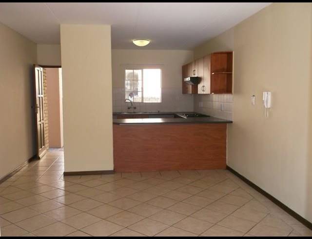 3 BEDROOM APARTMENT TO LET IN NOORDWYK